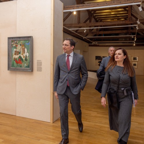 Francouzský velvyslanec v ČR navštívil Muzeum umění